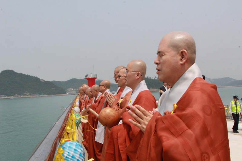 2014.05.22_세월호 현장 기도